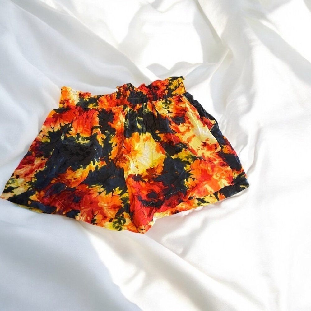 Tye dye shorts - Picture 3 of 4